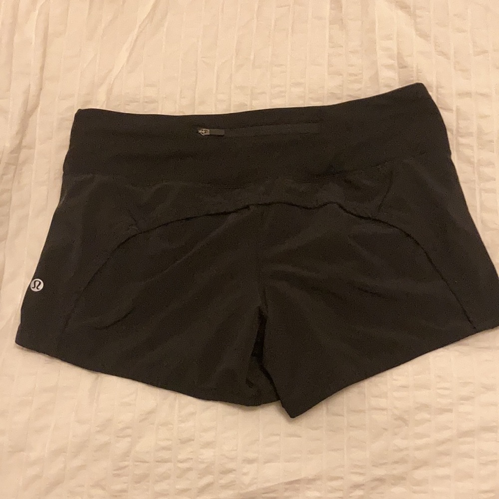 Lululemon Shorts 2.5”
